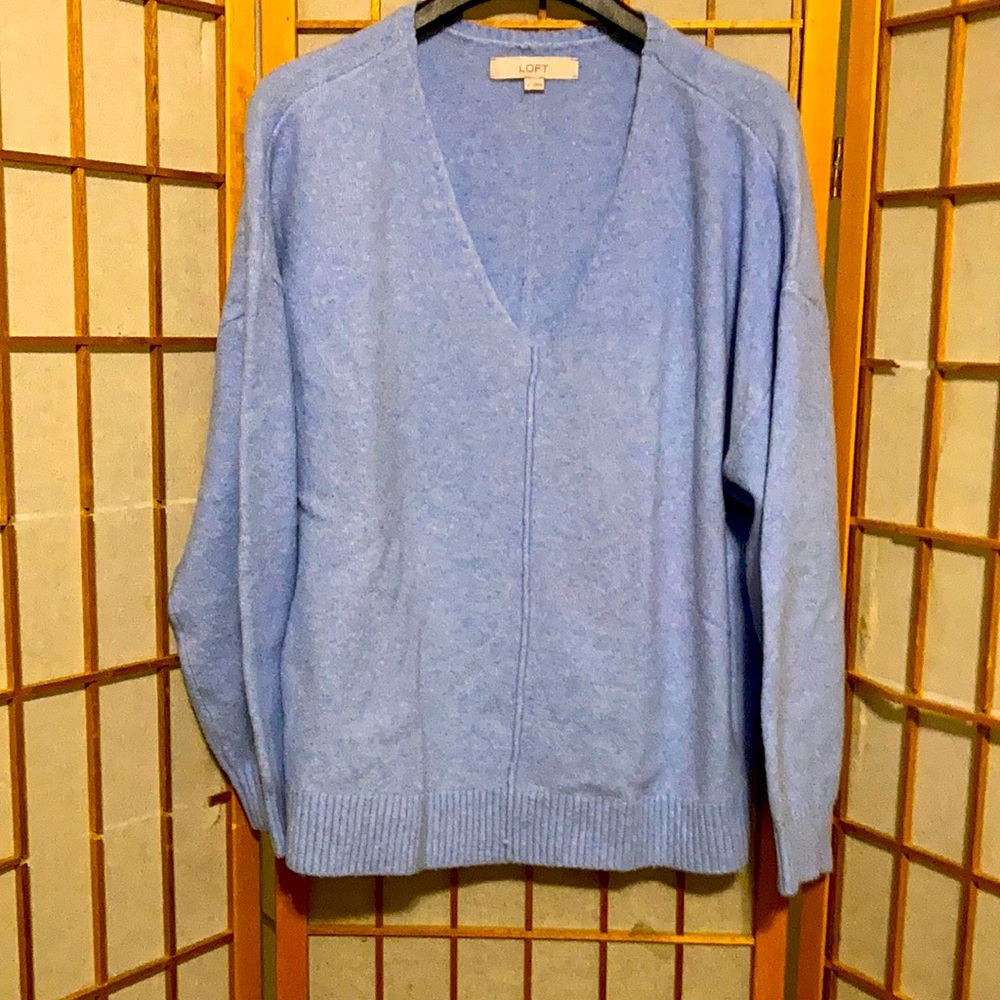 Loft sweater. Size L  excellent condition.